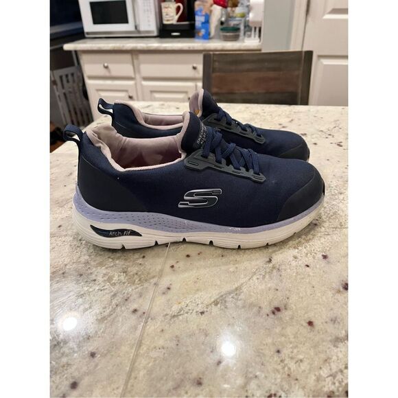 Skechers Serena Slip Resistant Alloy Toe Sneakers Navy sz 8.5 EUC - Picture 1 of 6